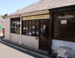 28 Pannier Market